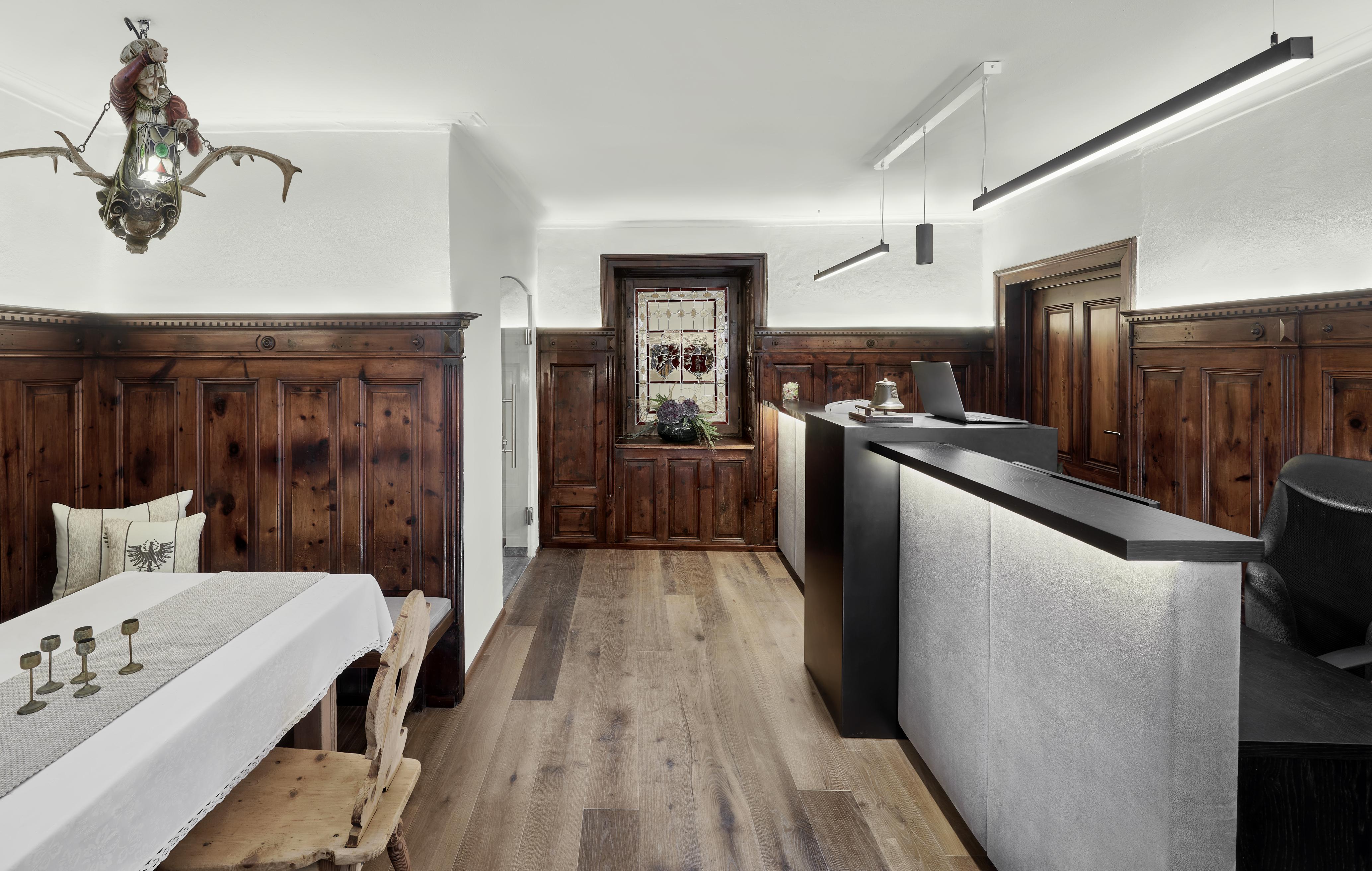 Hotel Schwarzer Adler Innsbruck Kültér fotó
