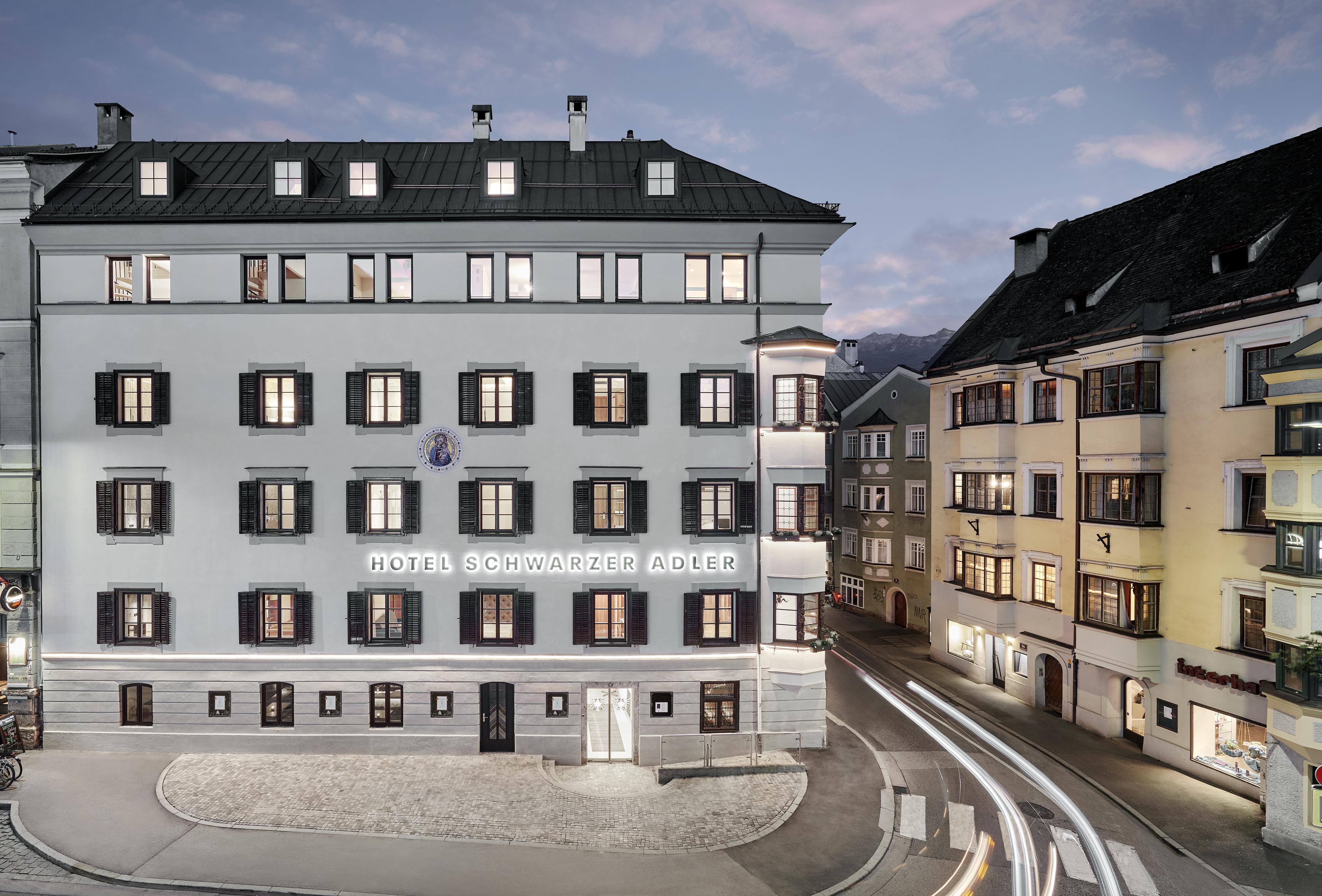 Hotel Schwarzer Adler Innsbruck Kültér fotó