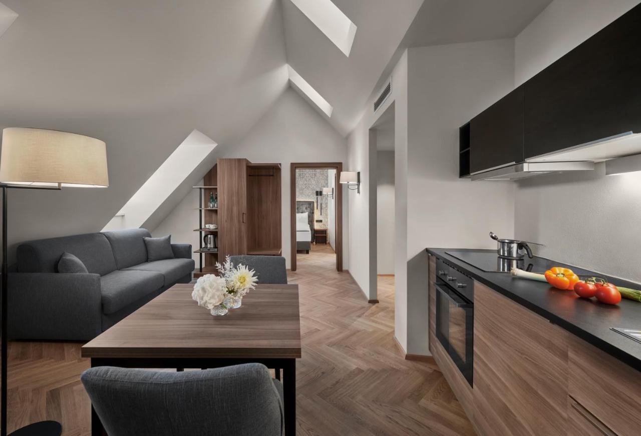 Hotel Schwarzer Adler Innsbruck Kültér fotó